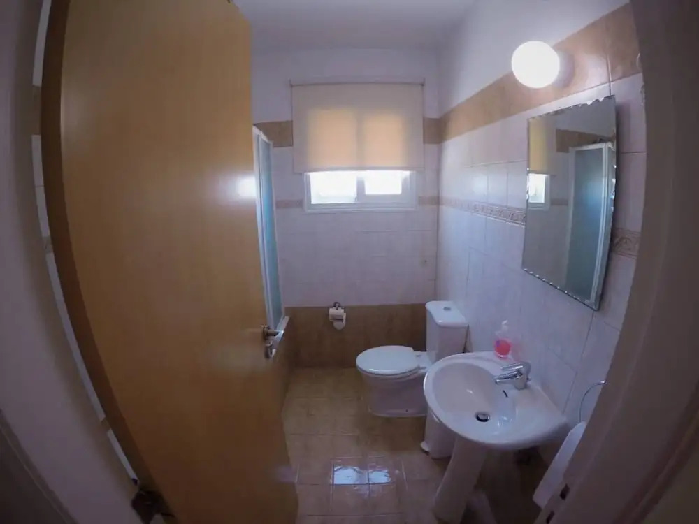 Andros Apt 2 Bed Free Wi-fi Safe Complex Pool