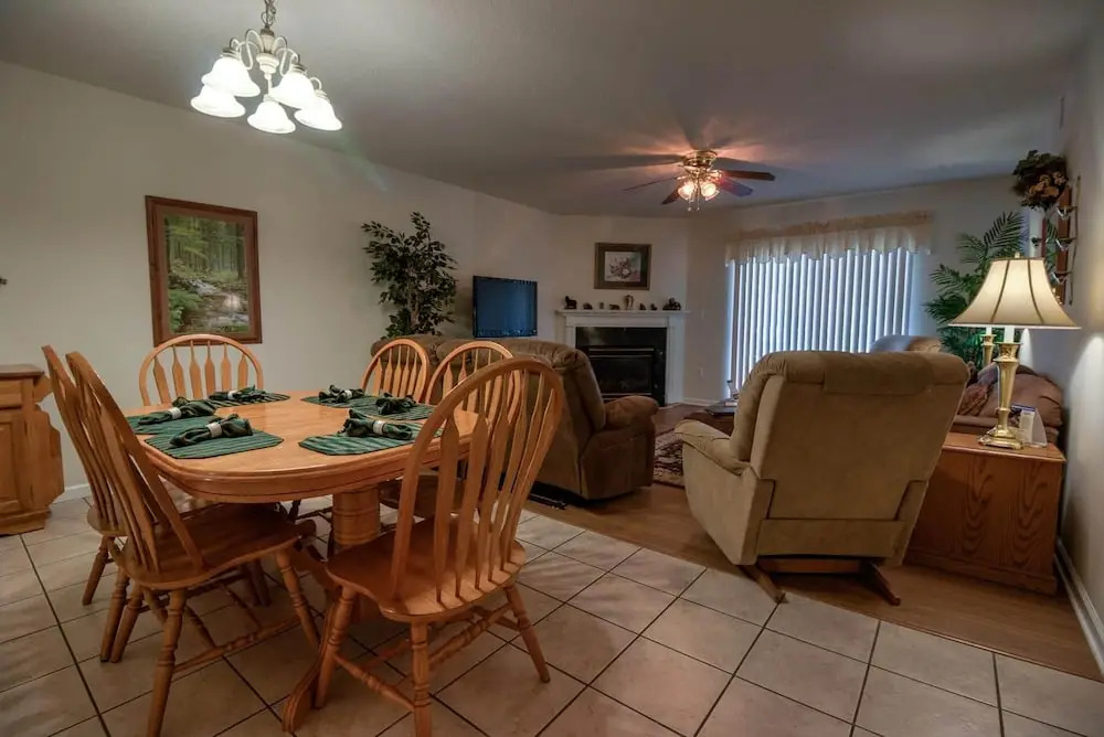 Whispering Pines 611