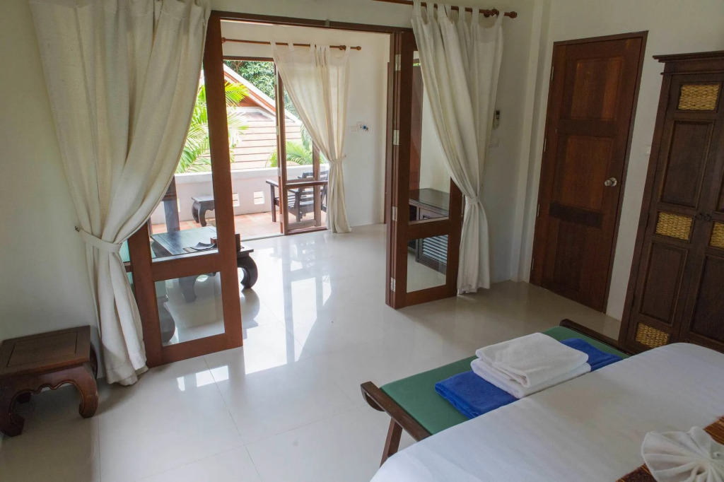 Easy Time Resort