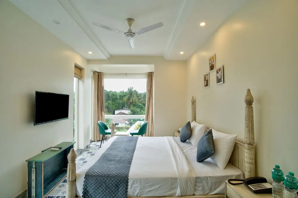 Goa Courtyard by the porto Arpora