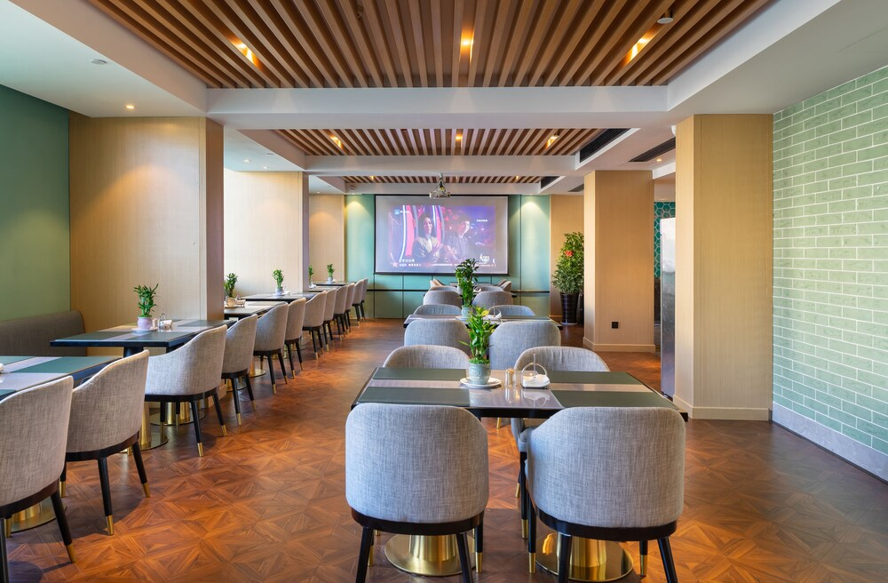 yì wū shì bó yì měi jū hotel