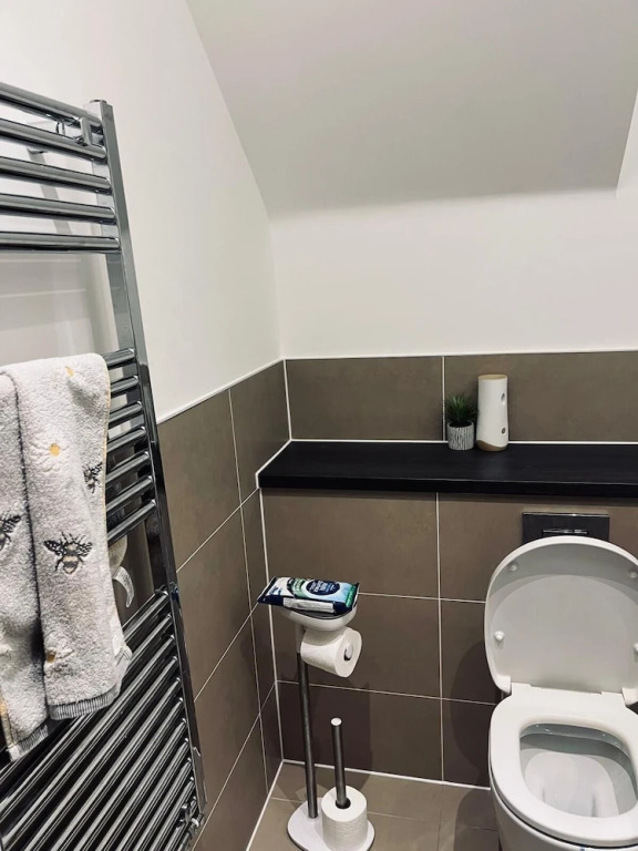 Immaculate 4-bed House in Chelmsford