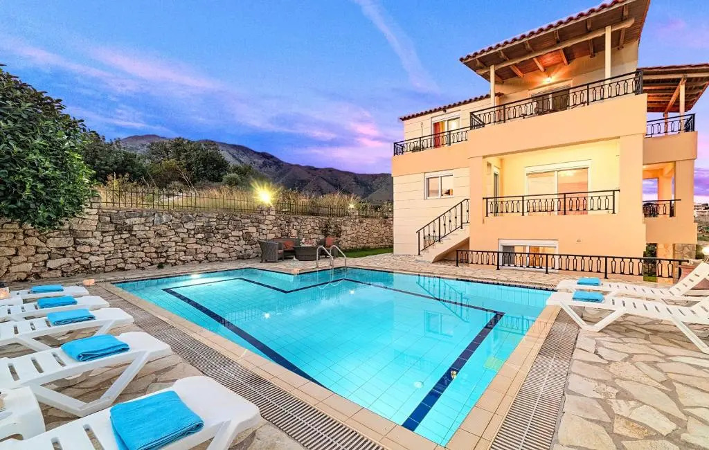 Mare Blue Villas Heated Pool