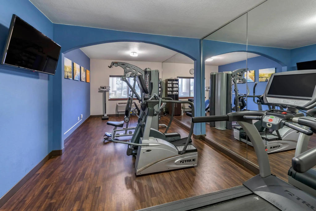 Comfort Suites Near Six Flags Magic Mountain
