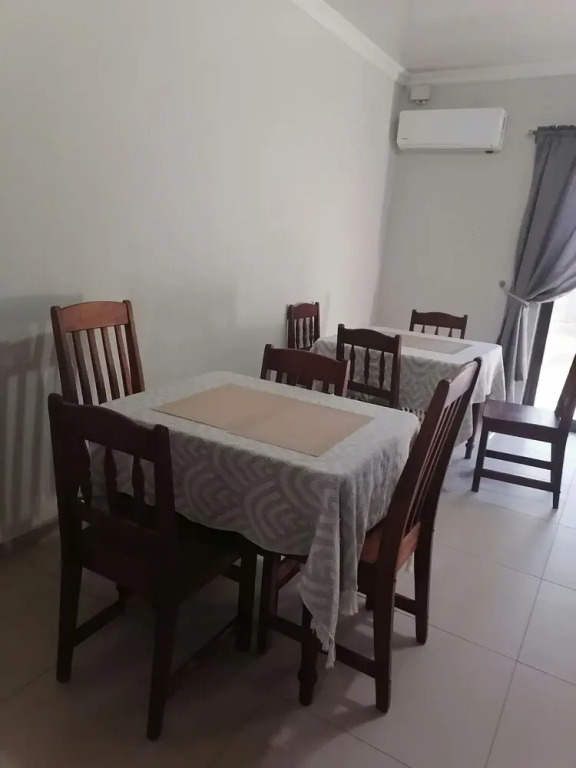 Rose and Thorn Guesthouse - Adults Only