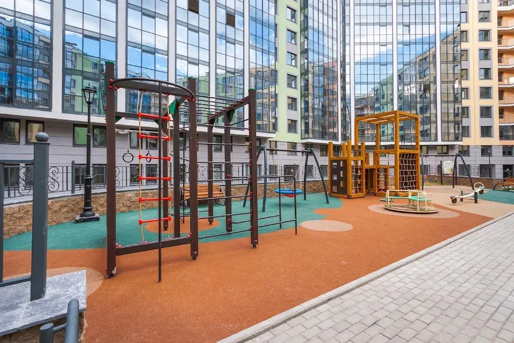 4BR Penthouse Terrace by Simply Comfort