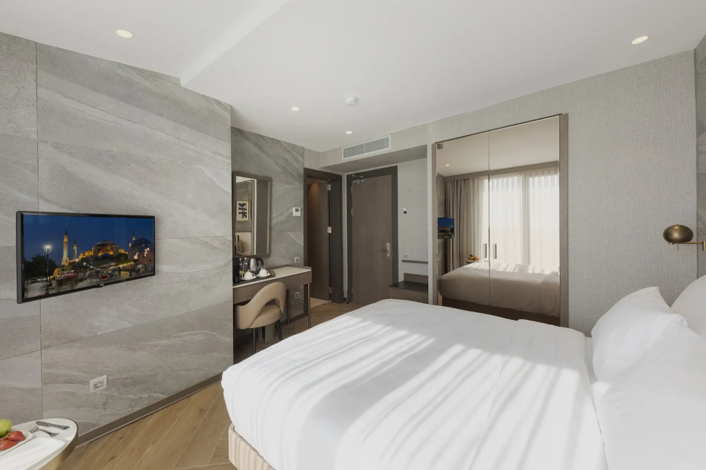 Mula Hotel