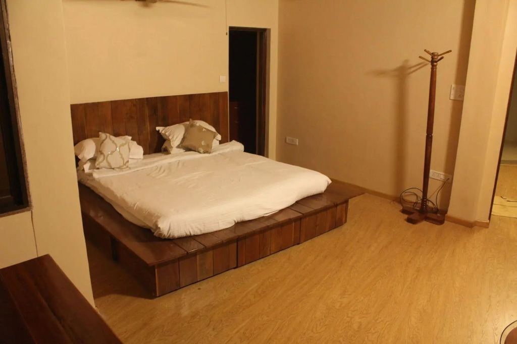 Ravine Hotel