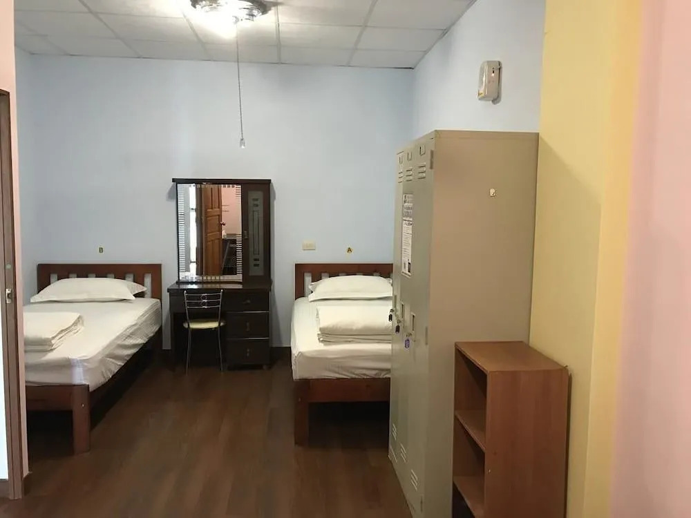 Handy Hostel