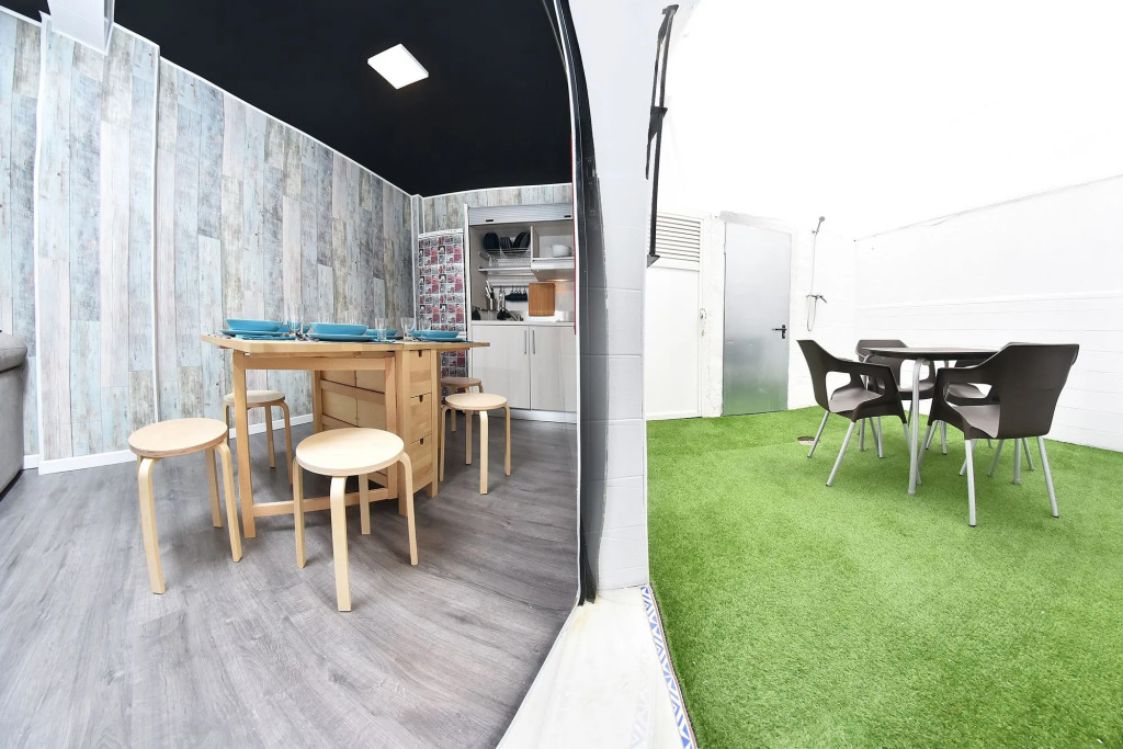 Apartamentos Playa 76