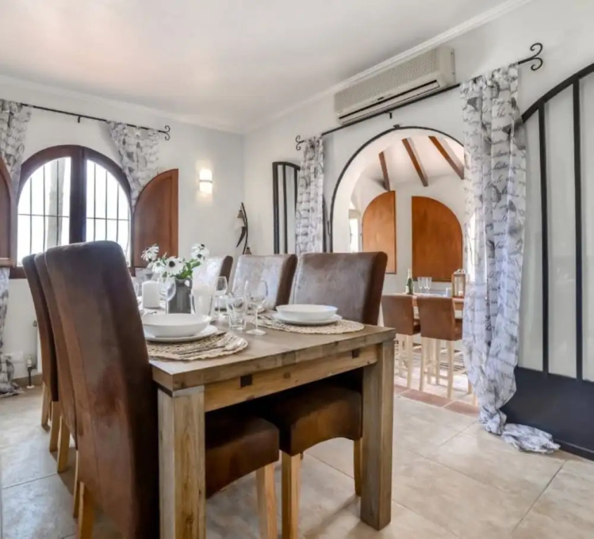 Villa - 3 Bedrooms with Pool and WiFi - 106411