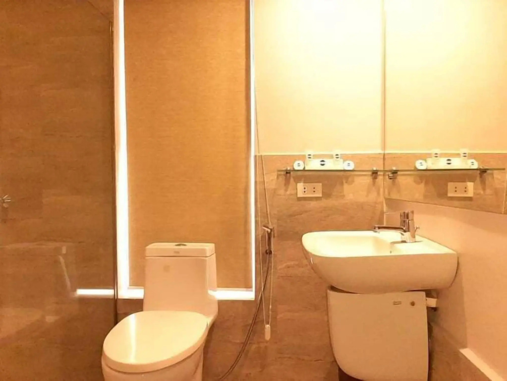 1A Express Hotel