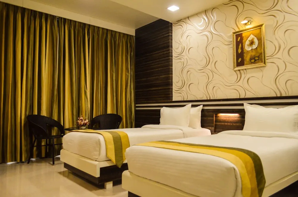 Oyo Premium Tungareshwar Vasai