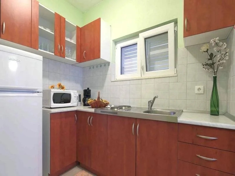 Apartments and Room Goran