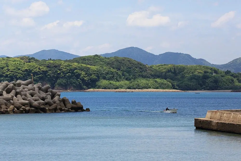 Sasayakana Ouchi Sakida Kushima