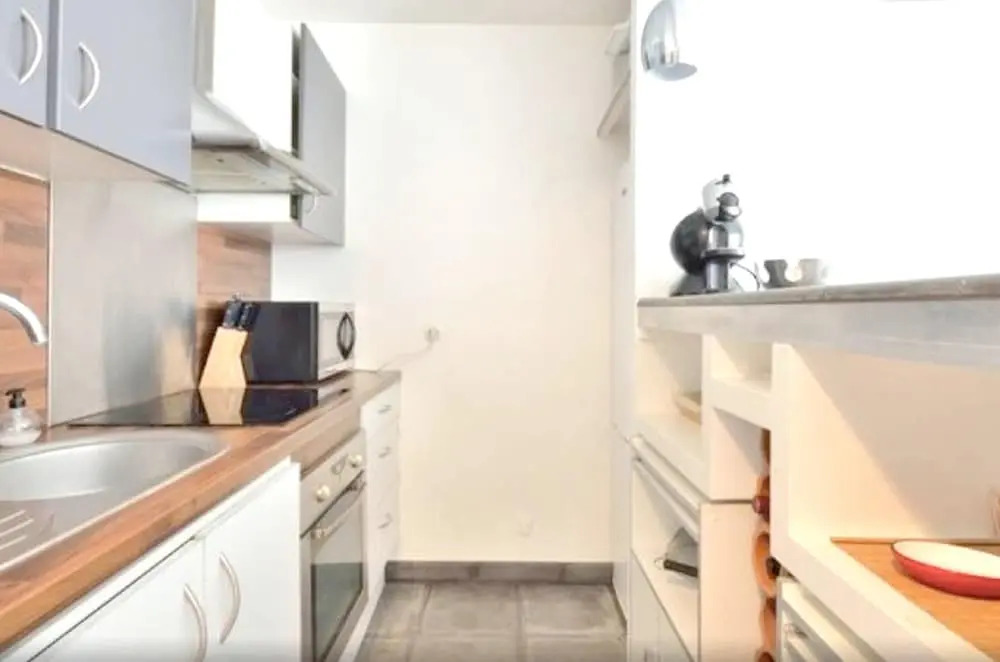 Apartment With one Bedroom in Antibes, With Furnished Terrace and Wifi