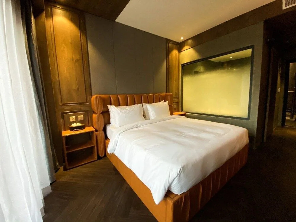 CHECK inn Phnom Penh BKK1