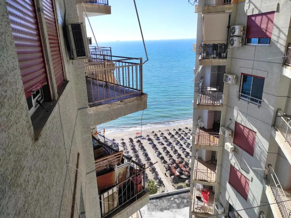 Kotes Home Beachfront Apartment 21