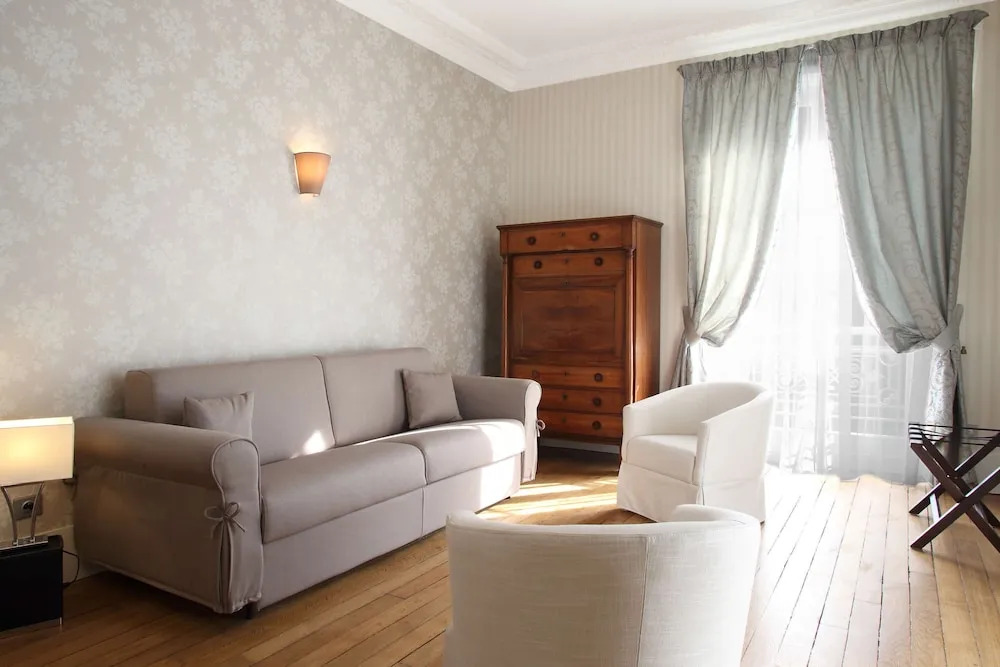 Domaine De Pouzelande B&B
