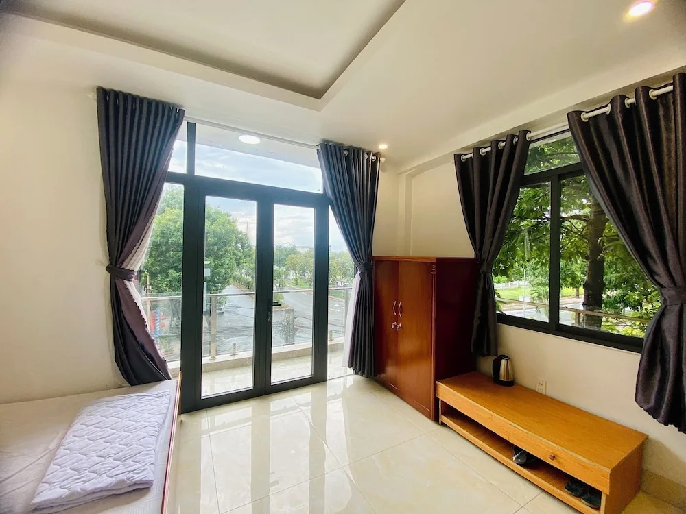 Sunny 1 Hometel Vinh Long