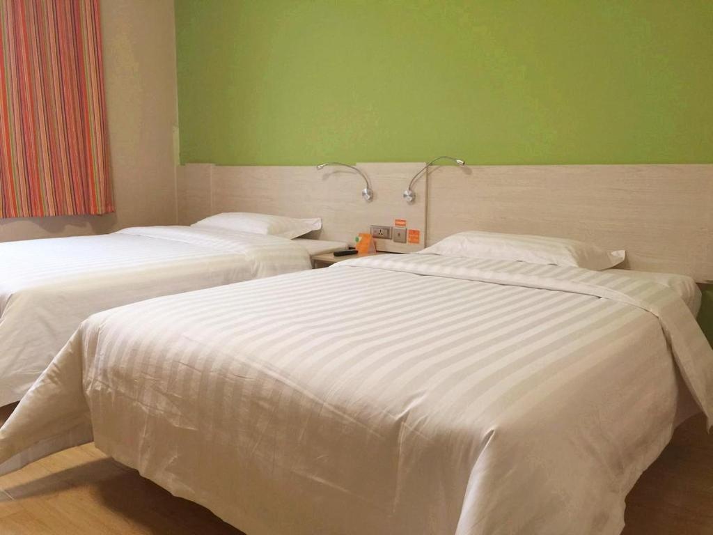 7Days Inn 261 Shijiazhuang Zhonghua Street New Railway Station