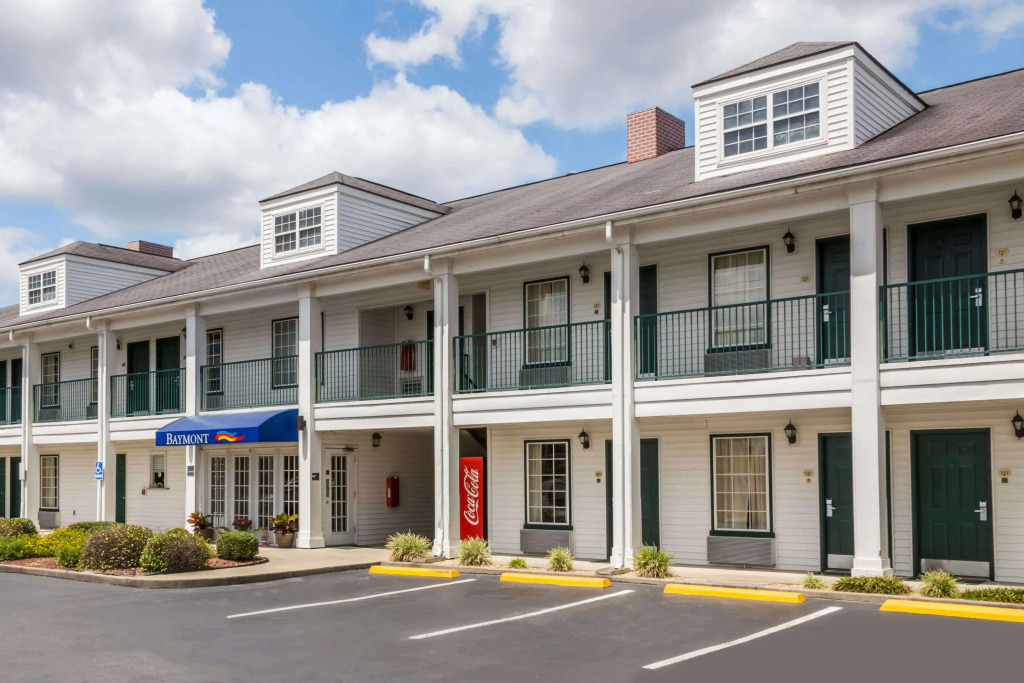 Baymont by Wyndham Waycross