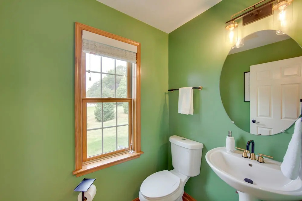 Game Room & Covered Patio: Hummelstown Hideaway