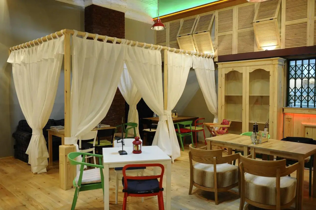 Mira Trio Hotel