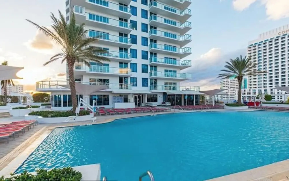 Ocean View Condos - 4 Star Beach Resort