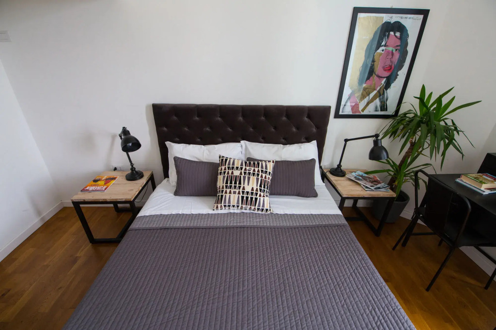 Urban Pine B&B