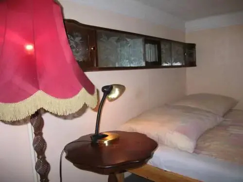 Yep! Hostel