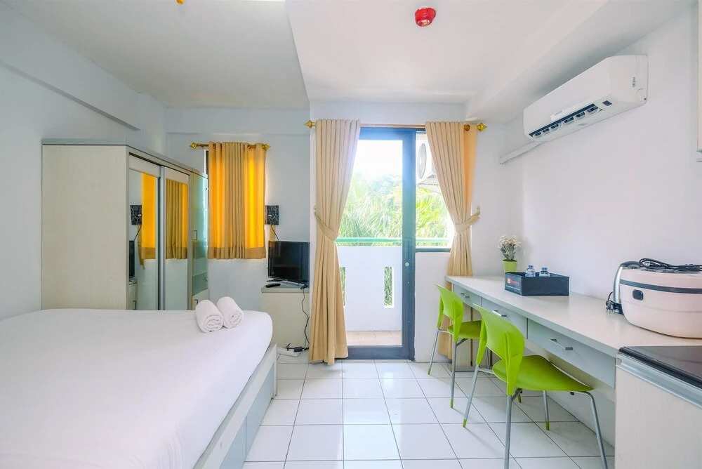 Comfortable Living Studio Room at Kebagusan City Apartment