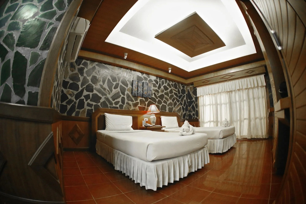 Koh Chang Lagoon Princess