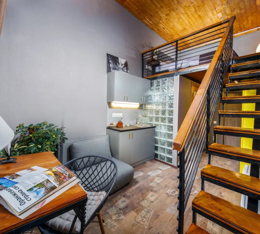 Отель Mezzanine White