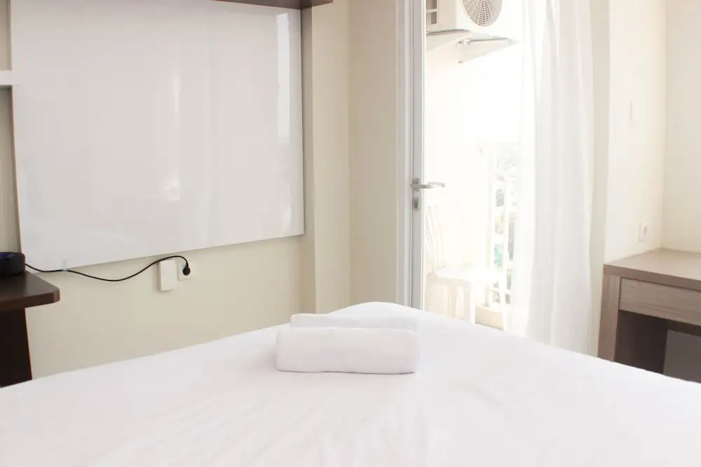 Nice And Elegant Studio Apartment At Mustika Golf Residence