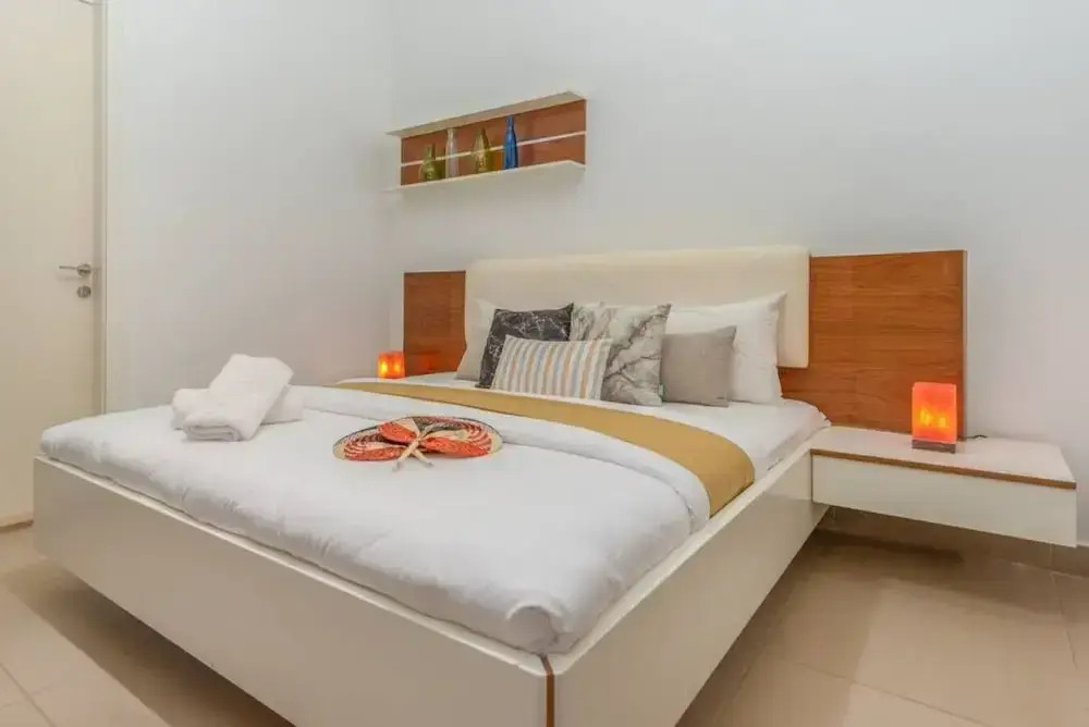 Sirene 1-BR Apt Pool & Gym in Gemmayze