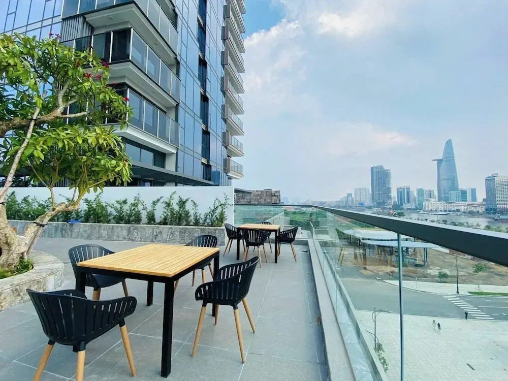 Nice Apartments at Metropole Thu Thiem