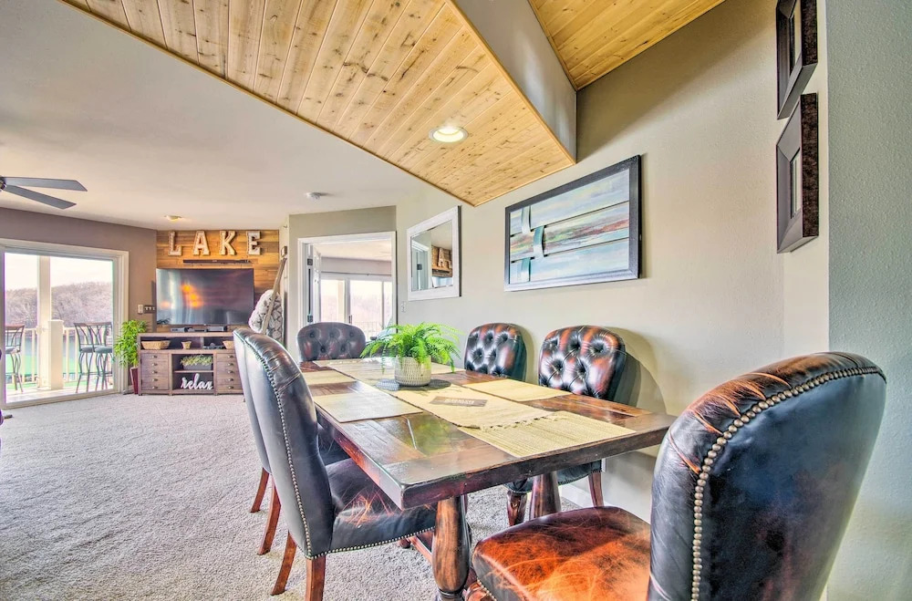 Stunning Lake Views: Spacious Osage Beach Condo!