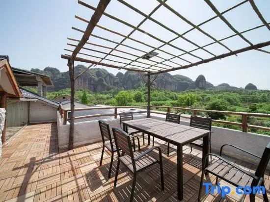 Xiongxiong Tribe Homestay