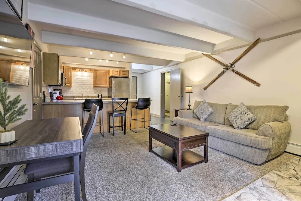 Lakefront Condo w/ Mtn Views in Dillon!