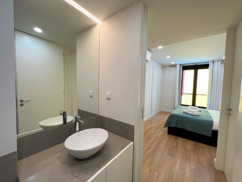 Faro Design 4 by Homing