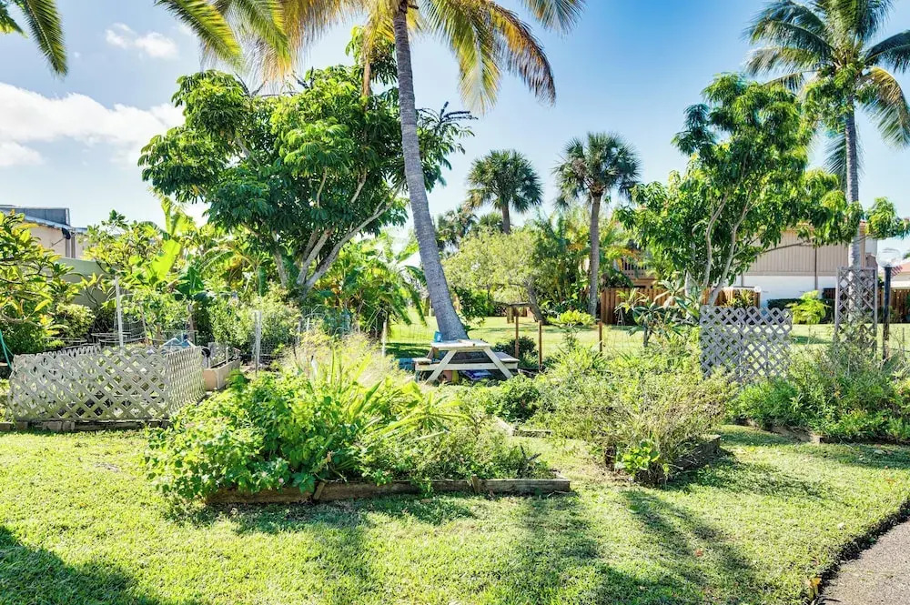 Condo w/ Direct Ocean Inlet View: Bikes Included!