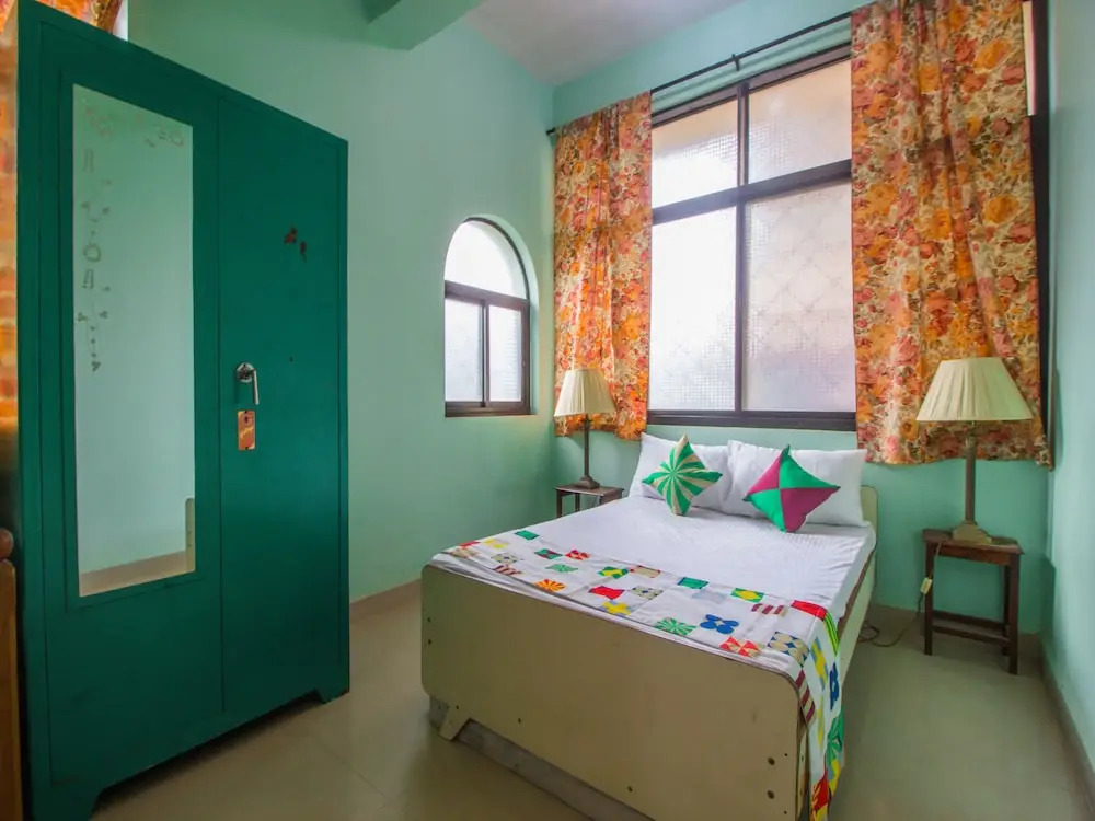 OYO 15934 Home Traditional 3BHK Bainguinim
