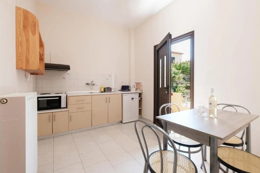 Mouzakitis Apartments 3