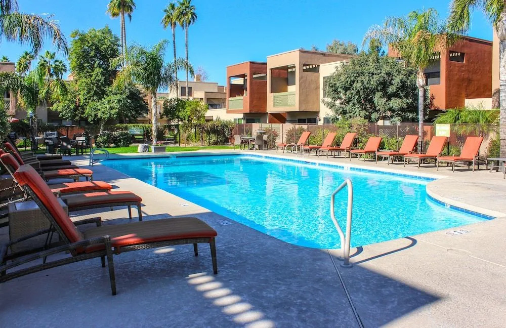 Old Town Scottsdale Golf Retreat