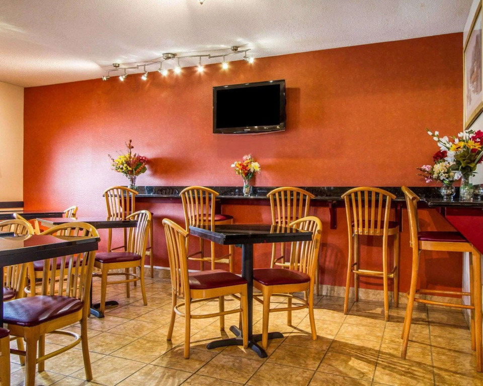 Econo Lodge Freeport - Brunswick Area