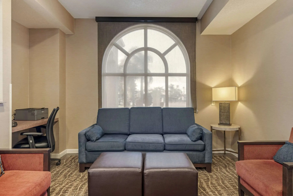 Comfort Inn Lathrop Stockton Airport
