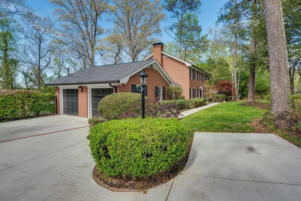 Luxury Retreat in Smyrna: Pool, Pickleball & More