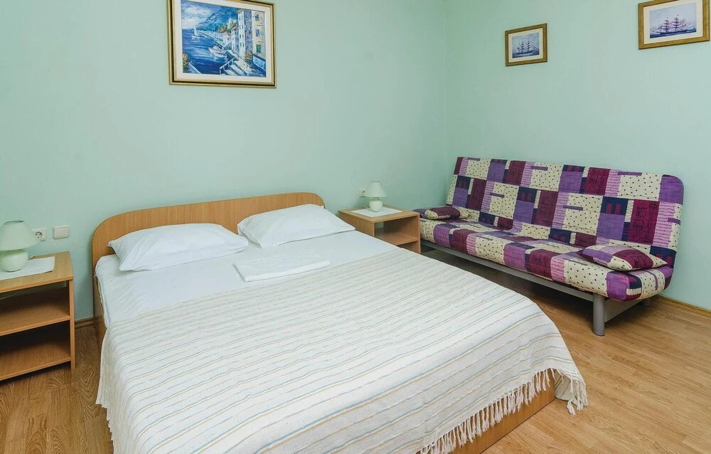 Amazing Home in Orebic With Wifi and 5 Bedrooms