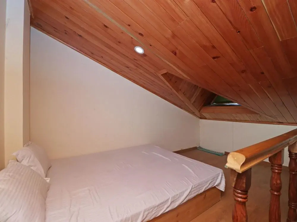 OYO 13711 Home Stay River View Manali
